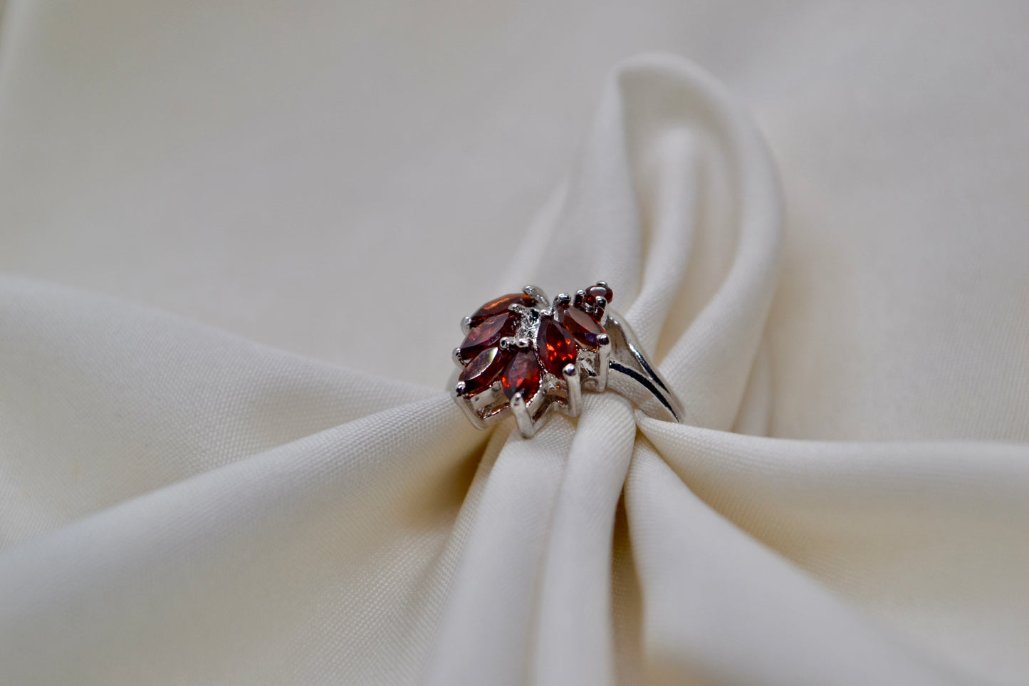 Garnet Fancy Leaf Design Ring